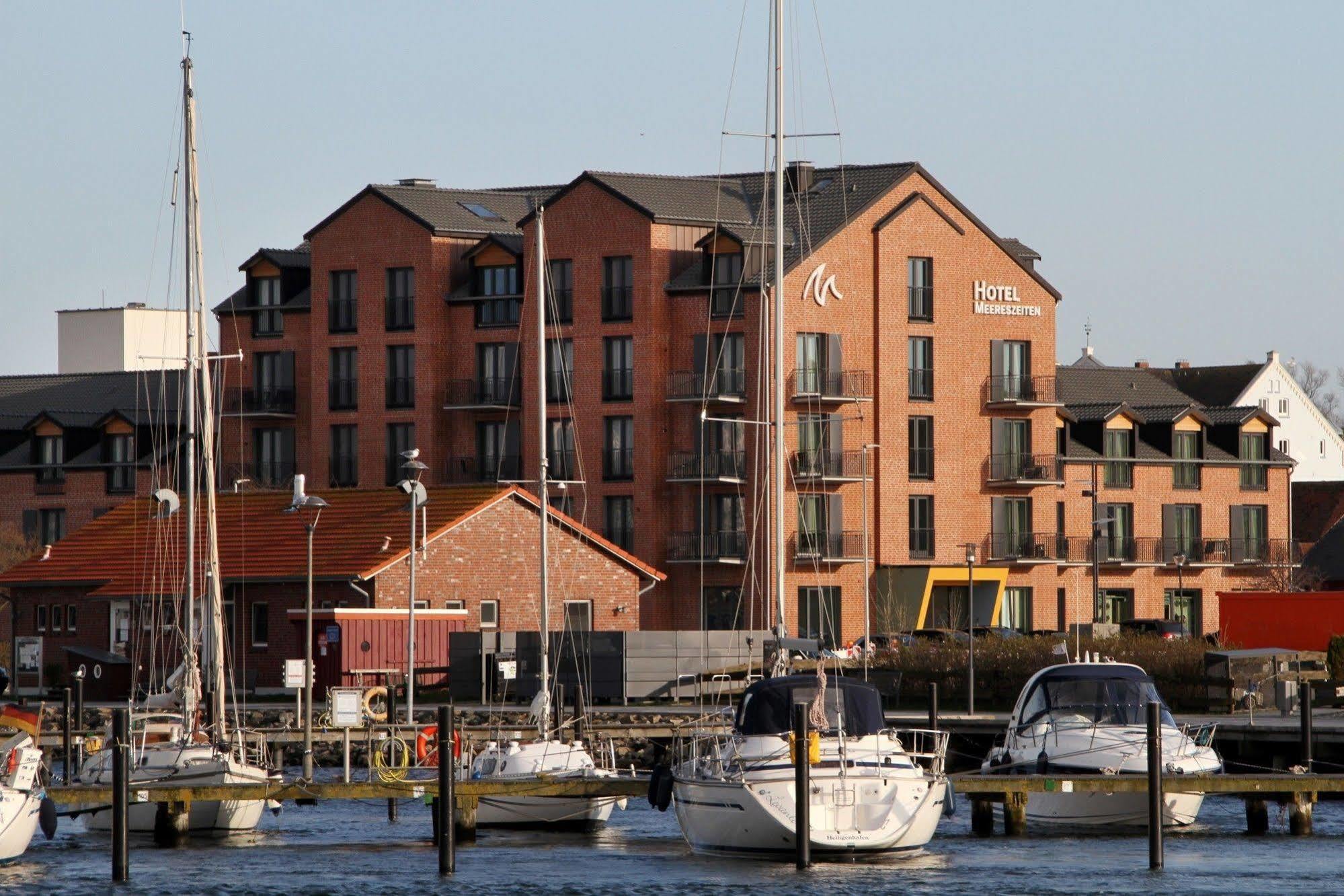 Hafenhotel Meereszeiten Heiligenhafen Kültér fotó