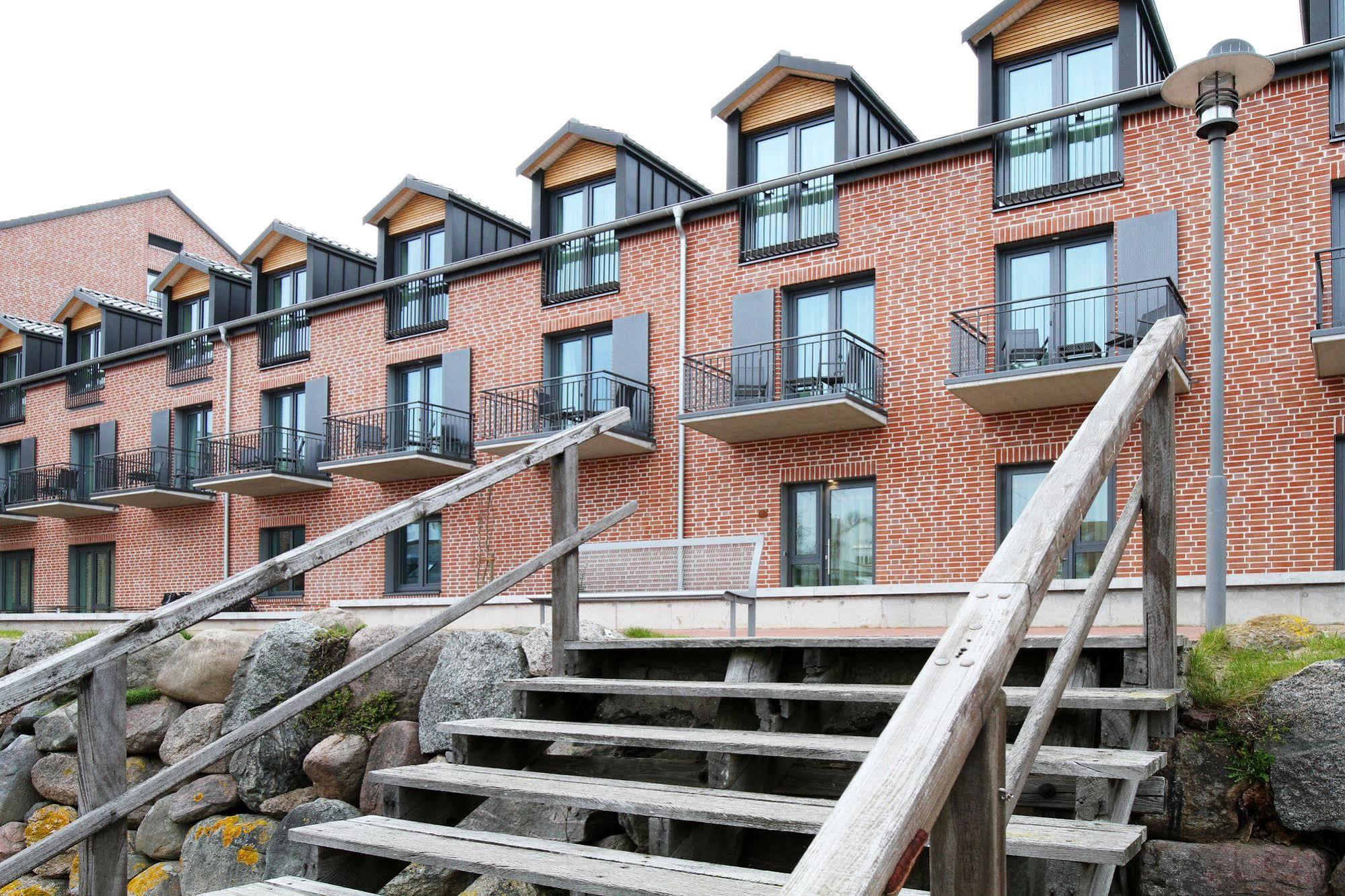 Hafenhotel Meereszeiten Heiligenhafen Kültér fotó