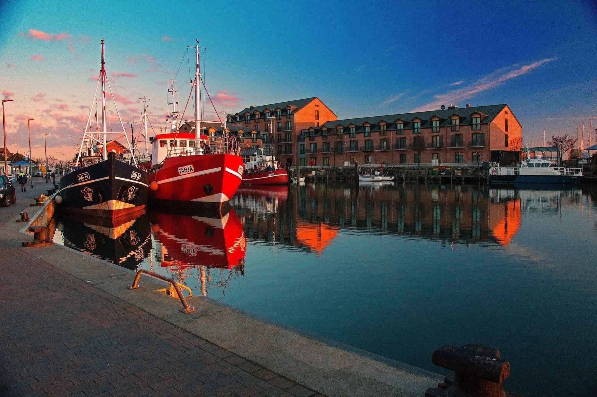 Hafenhotel Meereszeiten Heiligenhafen Kültér fotó