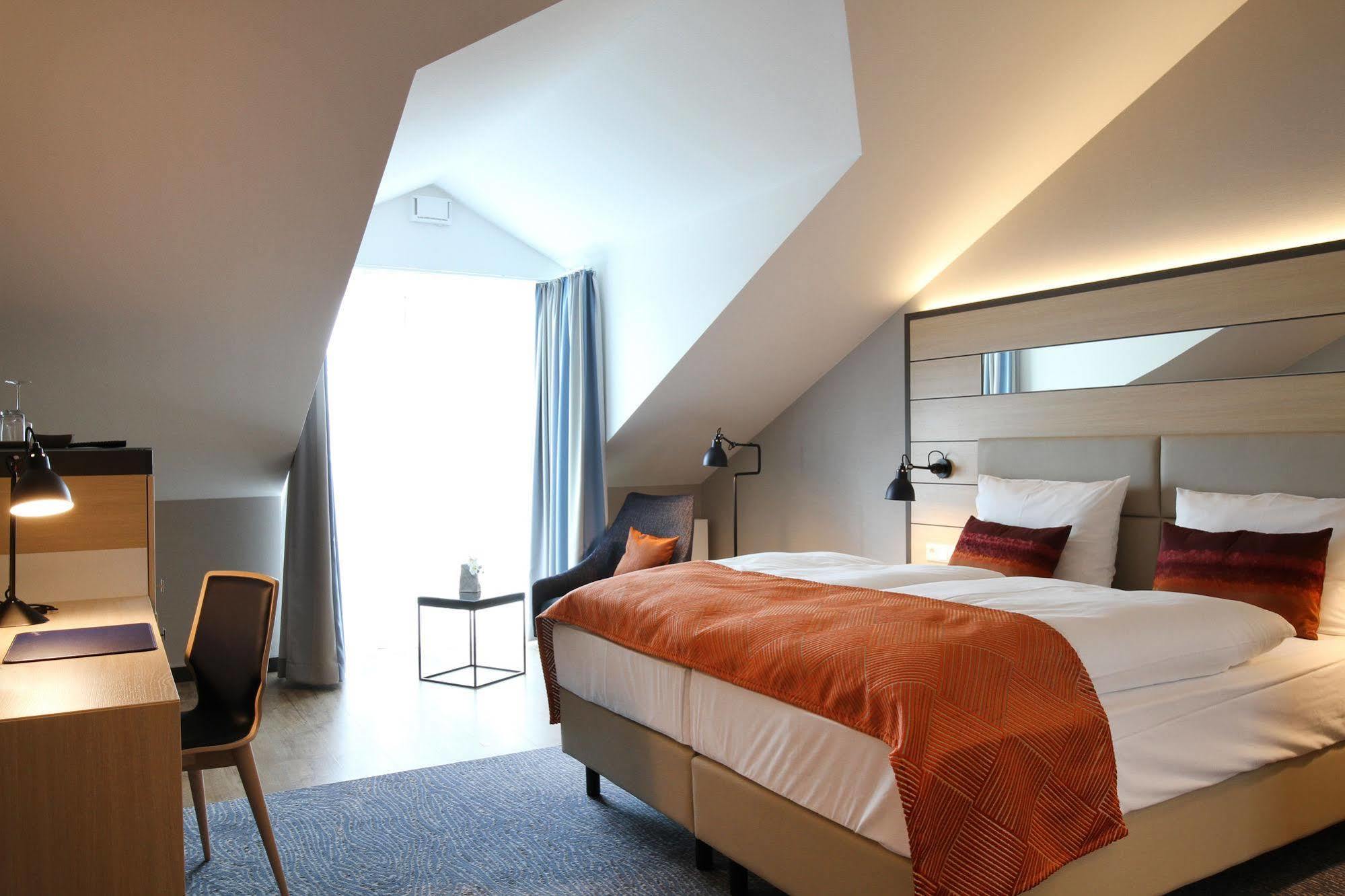 Hafenhotel Meereszeiten Heiligenhafen Kültér fotó
