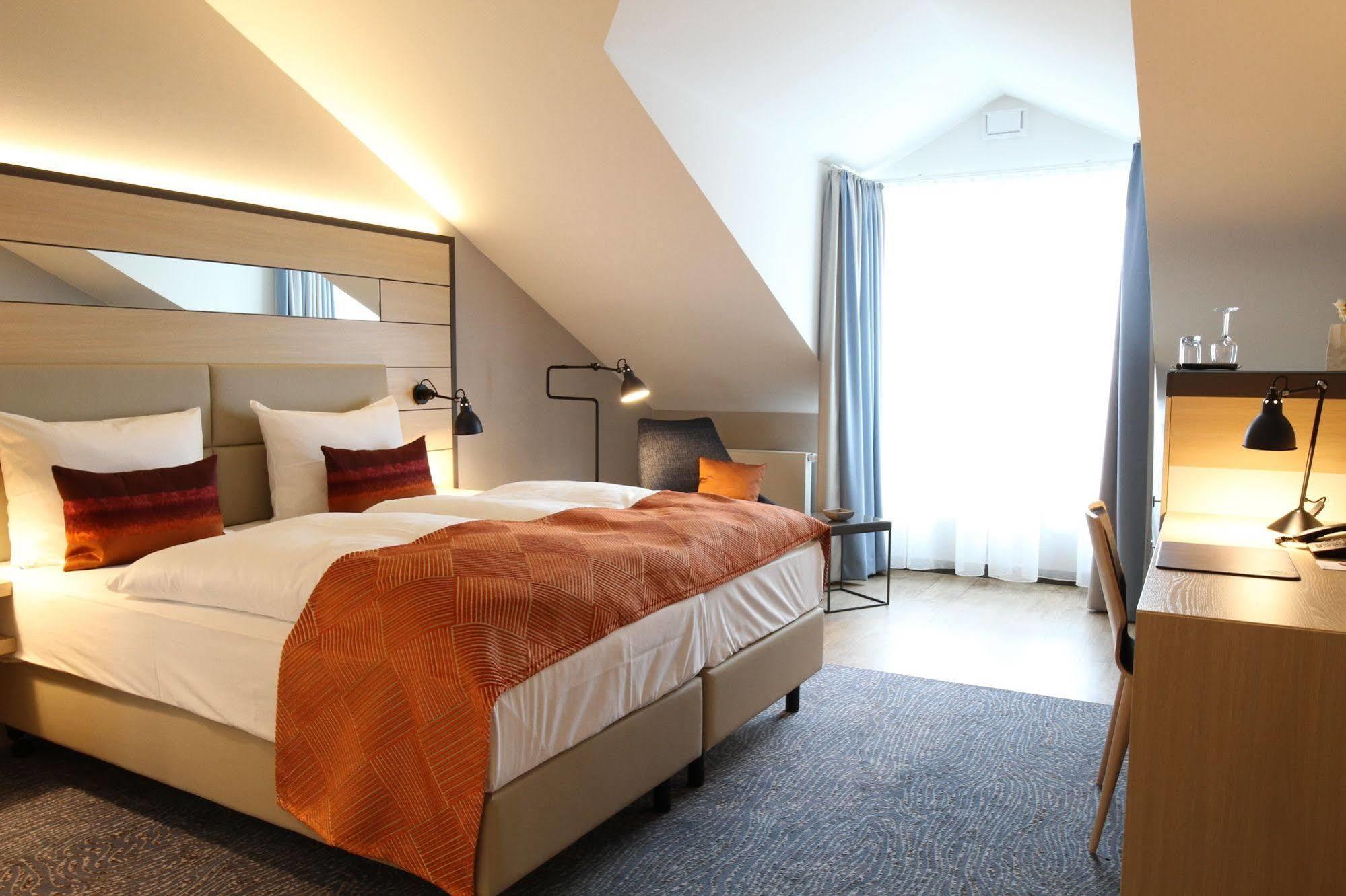 Hafenhotel Meereszeiten Heiligenhafen Kültér fotó