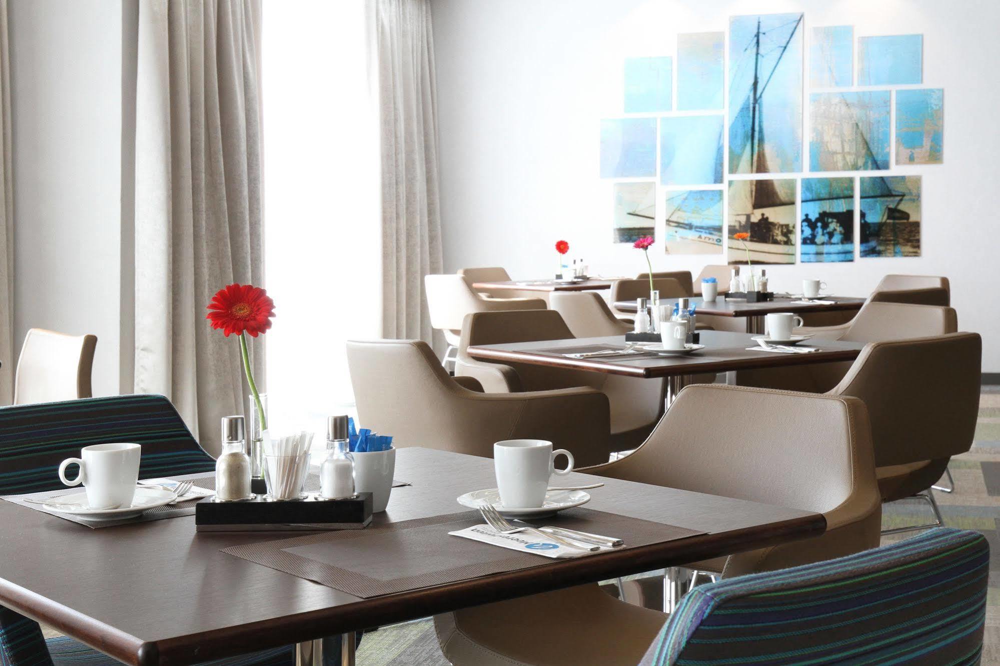 Hafenhotel Meereszeiten Heiligenhafen Kültér fotó