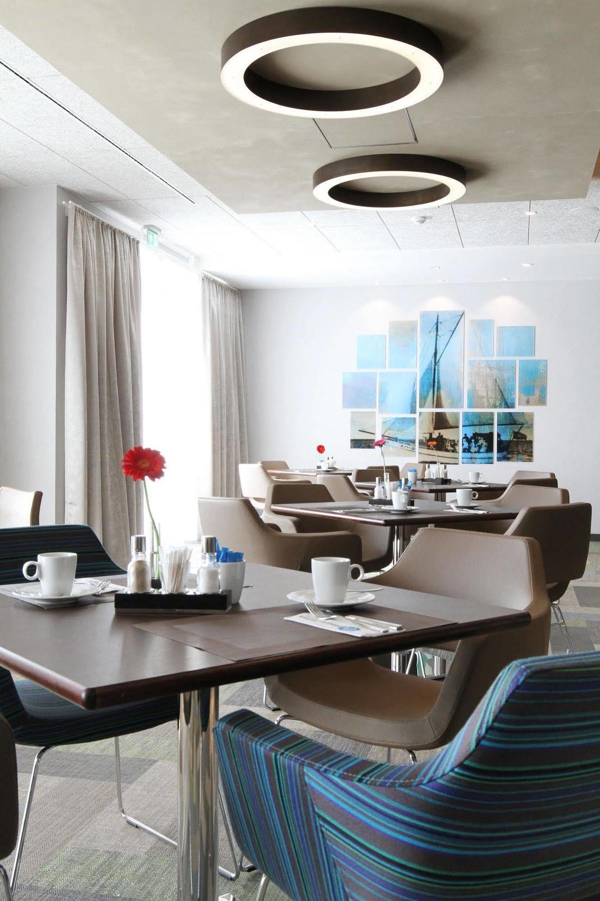 Hafenhotel Meereszeiten Heiligenhafen Kültér fotó